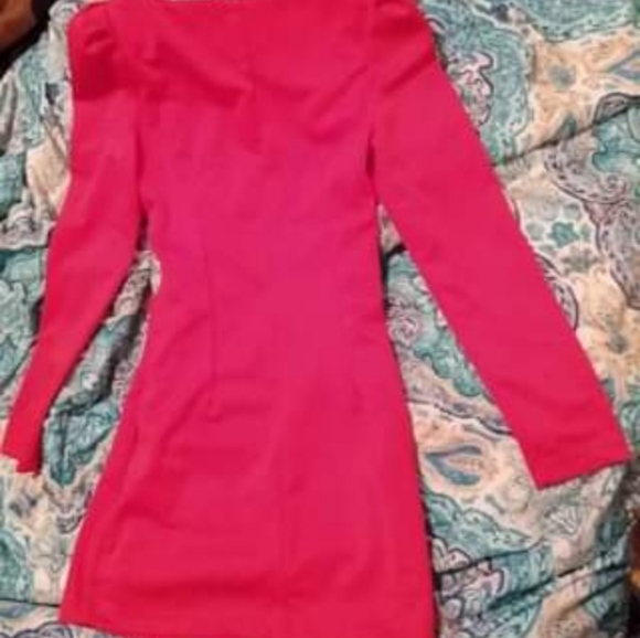 Three dresses - Picture 3 of 15